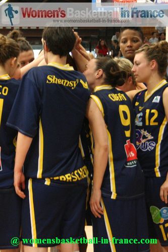 Final Day LF2 Final Four 2012: COB Calais in the huddle