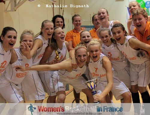 2011 Third place: Netherlands U16 in Poinçonnet © Nathalie Bignath  