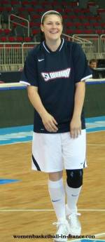 Lucia Lásková playing basketball in Riga Latvia for EuroBasket WOmen 2009 &copy;Castoria Fiba Europe