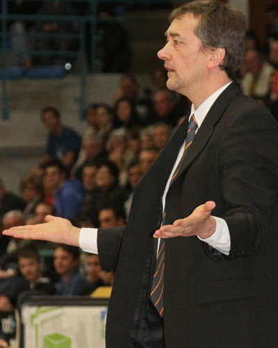Pierre Vincent is not happy  © Bourges Basket