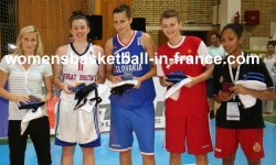  Katerina Sedláková, Charlotte Stoddart, Klaudia Lukacovicová,Jelena Antik and Maria Correia  © womensbasketball-in-france.com