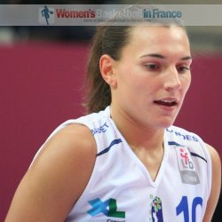 Olivier Lafargue, the coach from Basket Landes, was able to start turning his bench. With Amélie Pochet (in picture) leading the way his team finished the ... - 250x250xAmeliePochet-open-lfb-2010.jpg.pagespeed.ic.cDuuslYcAi
