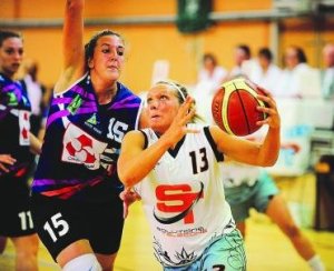 Kayla Smith &copy; Jean-Marie Thuillierh