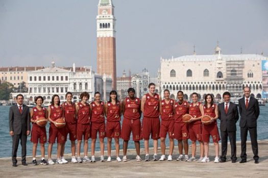Umana Reyer  2008-2009 &copy;  Umana Reyer 