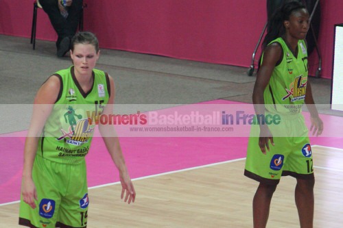 Alison Bales and Laëtitia Kamba  © womensbasketball-in-france.com 