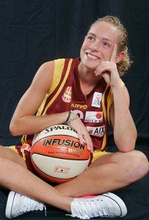 Anais Deas new captain of Aix en Provence © Bellenger /IS/LFB