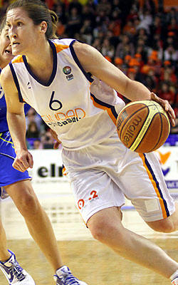 Belinda Snell © FIBA Europe    