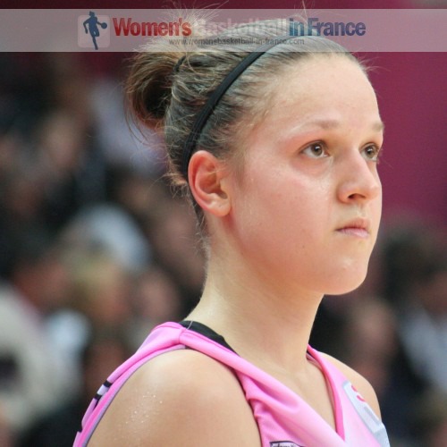 Camille Aubert   ©  womensbasketball-in-france.com 