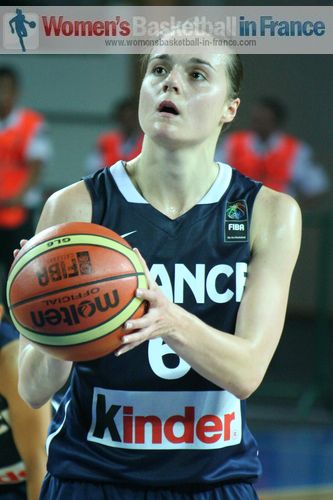 Clémence Beikes © womensbasketball-in-france.com