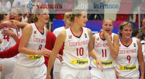  Czech Republic players at the FIBA World Championship Women  © womensbasketball-in-france.com  