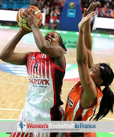 Epiphanny Prince / Epifaniya Prints and Cappie Pondexter   © FIBA Europe 