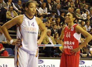 Erika De Souza And Iziane Castro Marques at 2010 EuroLeague Women final four © Miguel Bordoy Cano-womensbasketball-in-france.com