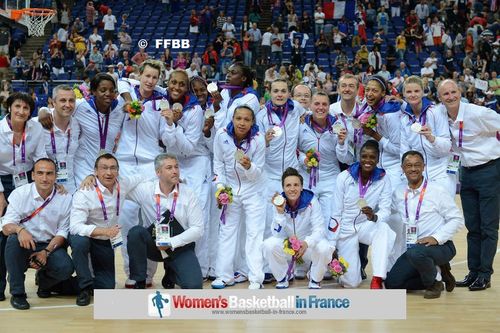 French Women's basketball team with Olympic Silver medal ©  FFBB