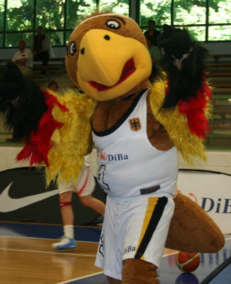 Germany team mascot  ©  Womensbasketball-in-france.com 