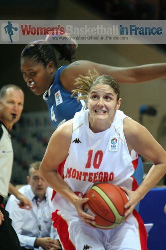 Jelena Dubljevic trying to get past France at EuroBasket Women 2011 © womensbasketball-in-france.com  