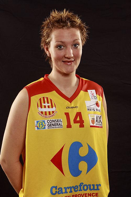  Julie Page    © Ligue Féminine de Basket 