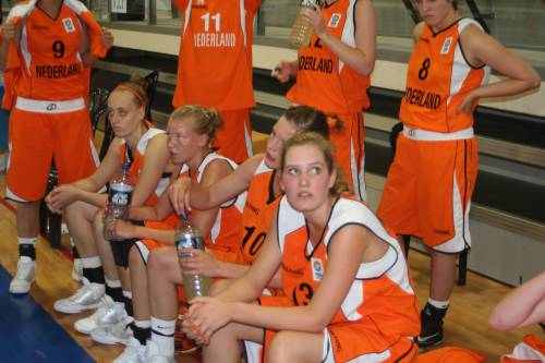  Time-out Netherlands © WomensBasketball-in-france.com
