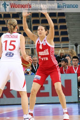   Olga Arteshina ©   womensbasketball-in-france.com 