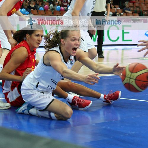  Germany versus Montenegro at EuroBasket 2011 © womensbasketball-in-france.com  
