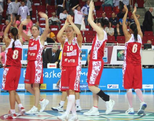 Russia thanks the supporter © womensbasketball-in-france.com