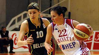  Sara Leemans and Ivana Jurcevic © FIBA Europe