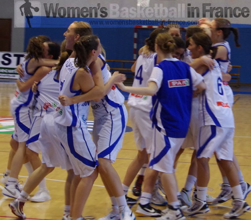 Slovenia get first win at U18 European Championship © womensbasketball-in-france.com Slovenia get first win at U18 European Championship © womensbasketball-in-france.com