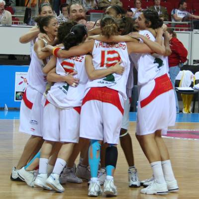 Spain qualify for semi-final at EuroBasket Women 2009 © womensbasketball-in-france.com