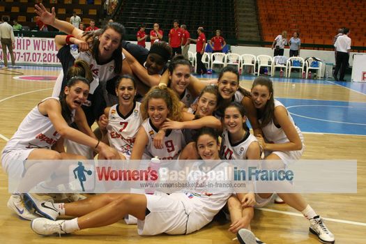 Spain through to final 2011 U20 European Championship  © womensbasketball-in-france.com  