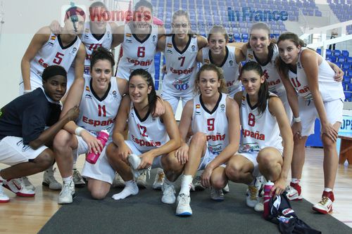 Spain win group D © womensbasketball-in-france.com  