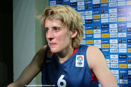 Cathy Melain play at EuroBasket Wolen 2009 for France ©womensbasketball-in-france