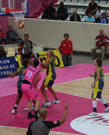 Open LFB match ©womensbasketball-in-france