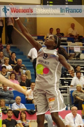  Johanne Gomis © womensbasketball-in-france.com 