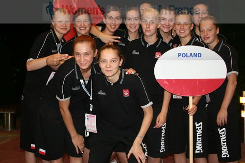 Poland U20 players  © womensbasketball-in-france.com  