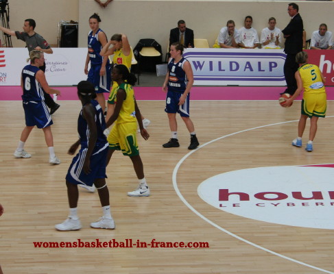 Open LFB match ©womensbasketball-in-france
