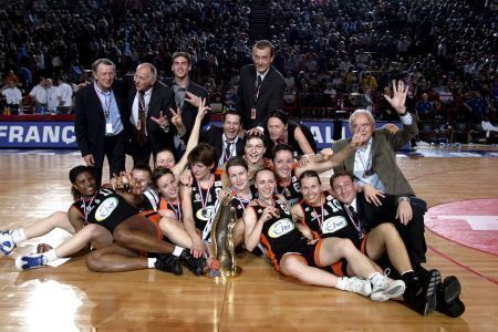 Bourges win Coupe de France in  2006