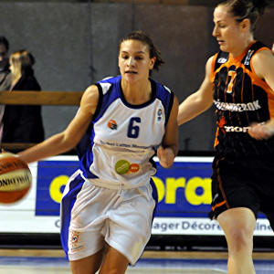  Alexia Plagnard  &copy; Dominique Bentejac  