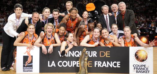 Basketball Coupe de France winners 2009 Bourges Basket © FF BB/Jean Francois Molliere-Ciamillo&Castorial