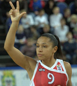  Edwige Lawson-Wade playing for Spartak Moscow  © FIBA Europe 