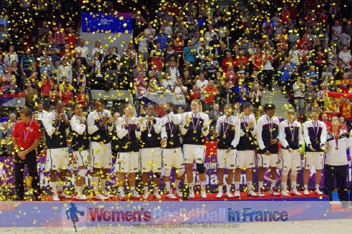  USA 2010 FIBA World Champions © womensbasketball-in-france.com