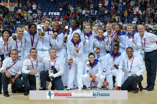 French Women's basketball team with Olympic Silver medal ©  FFBB