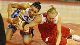 Gunta Basko and Ann Wauters ©  FIBA Europe 