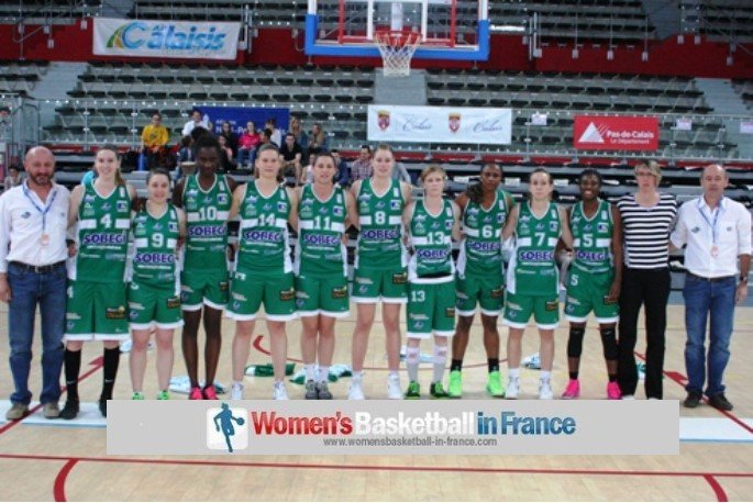 Pau players before LF2 semi-final