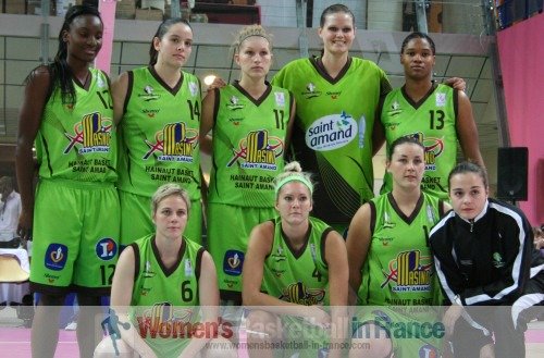 UHB 2010-2011 &copy; womensbasketball-in-france.com  