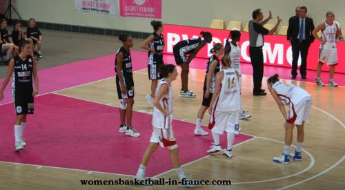 Villeneuve d'Ascq taking on Armentières in the north derby © womensbasketball-in-france.com