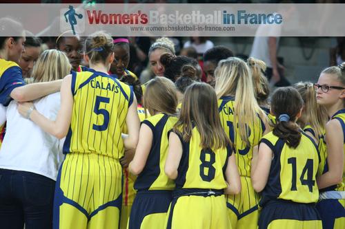 COB Calais Players and Masots ready for 2014 LF2 final